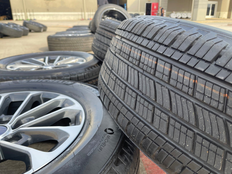 18" Ford F-150 Lariat OEM rims wheel 10169 tires Expedition MICHELIN NEW Texas Truck Tire