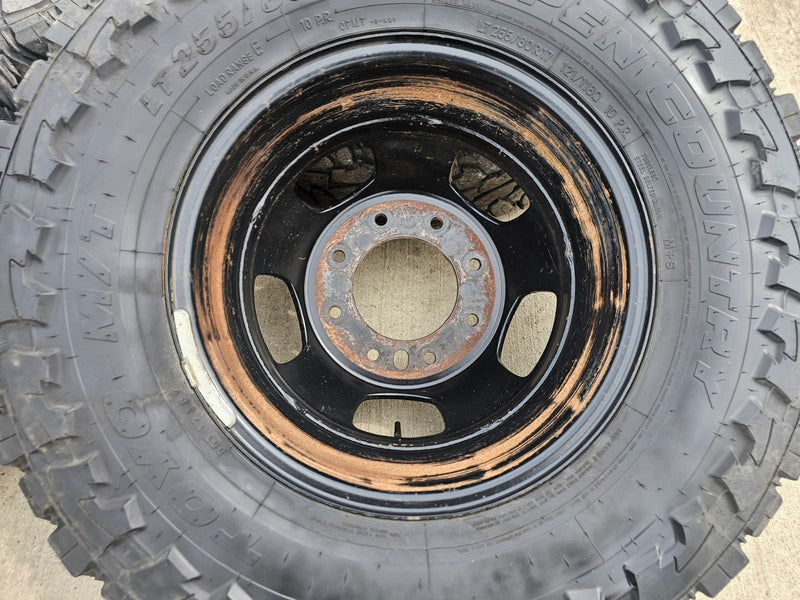 17" Dodge Ram 3500 Dually Laramie 8x200 wheels rims 2703 2704 OEM TOYO M/T 33" Texas Truck Tire