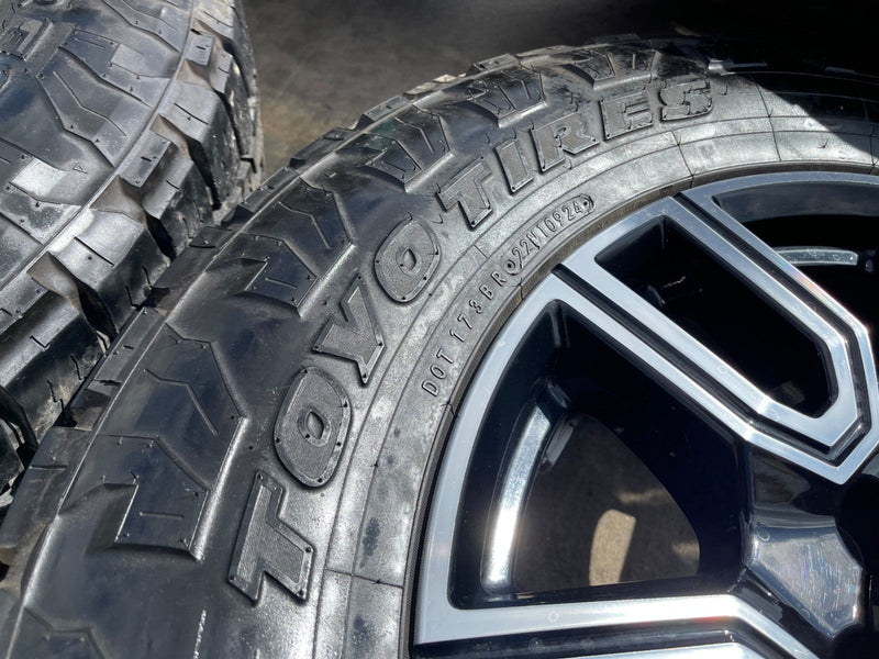 20" GMC Sierra AT4 2500 3500 OEM wheels rims 5950 Silverado tires TOYO A/T3 Texas Truck Tire