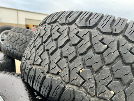 17" Ford F-250 F-350 OEM 3828 wheels rims tires A/T 33" Texas Truck Tire