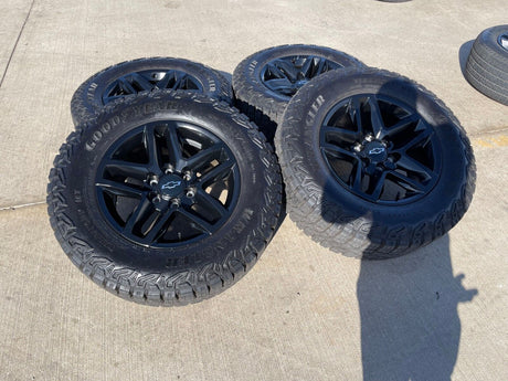 18" Chevy Silverado Tahoe ZR2 black OEM 5911 wheels rims 2024 2025 2026 NEW Texas Truck Tire