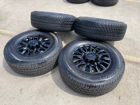 18" Chevy Silverado ALASKAN AT4X 2500 OEM 14031 wheels rims 2024 2025 2026 NEW Texas Truck Tire