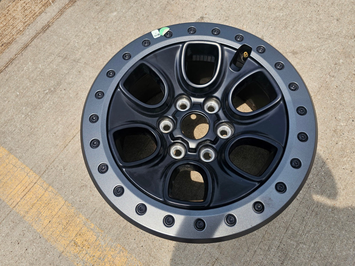 (1) 17" Ford F-150 Raptor OEM BEADLOCK rim wheel 10459 95210 NEW Texas Truck Tire