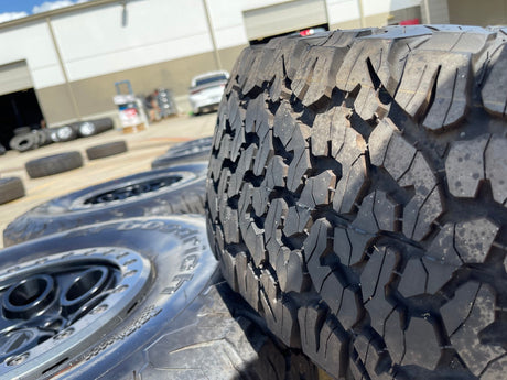 17" Ford F-150 Raptor OEM BEADLOCK 10612 rims wheels BFG KO2 37" 2025 2026 NEW Texas Truck Tire