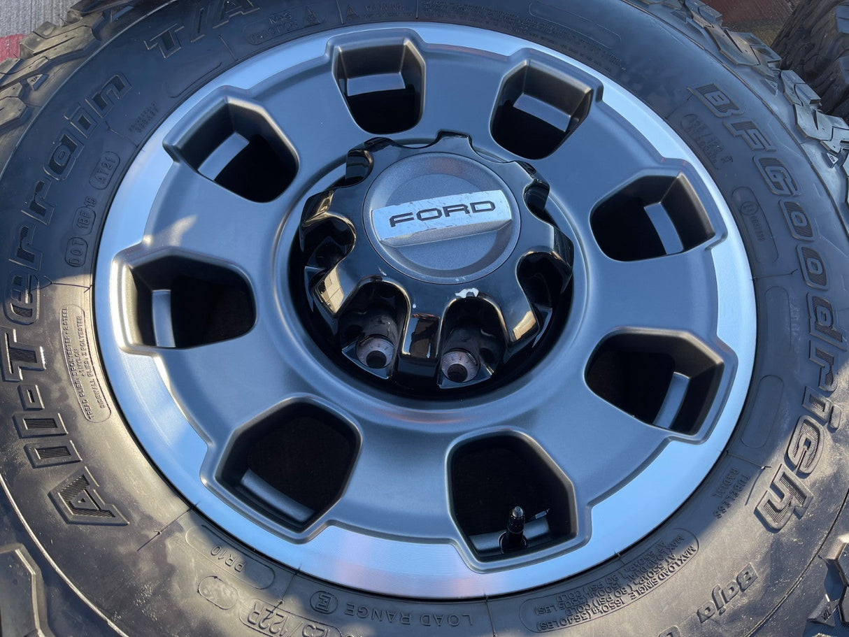 18" Ford F-250 F-350 OEM TREMOR rims wheels 10482 BFG KO2 A/T Texas Truck Tire