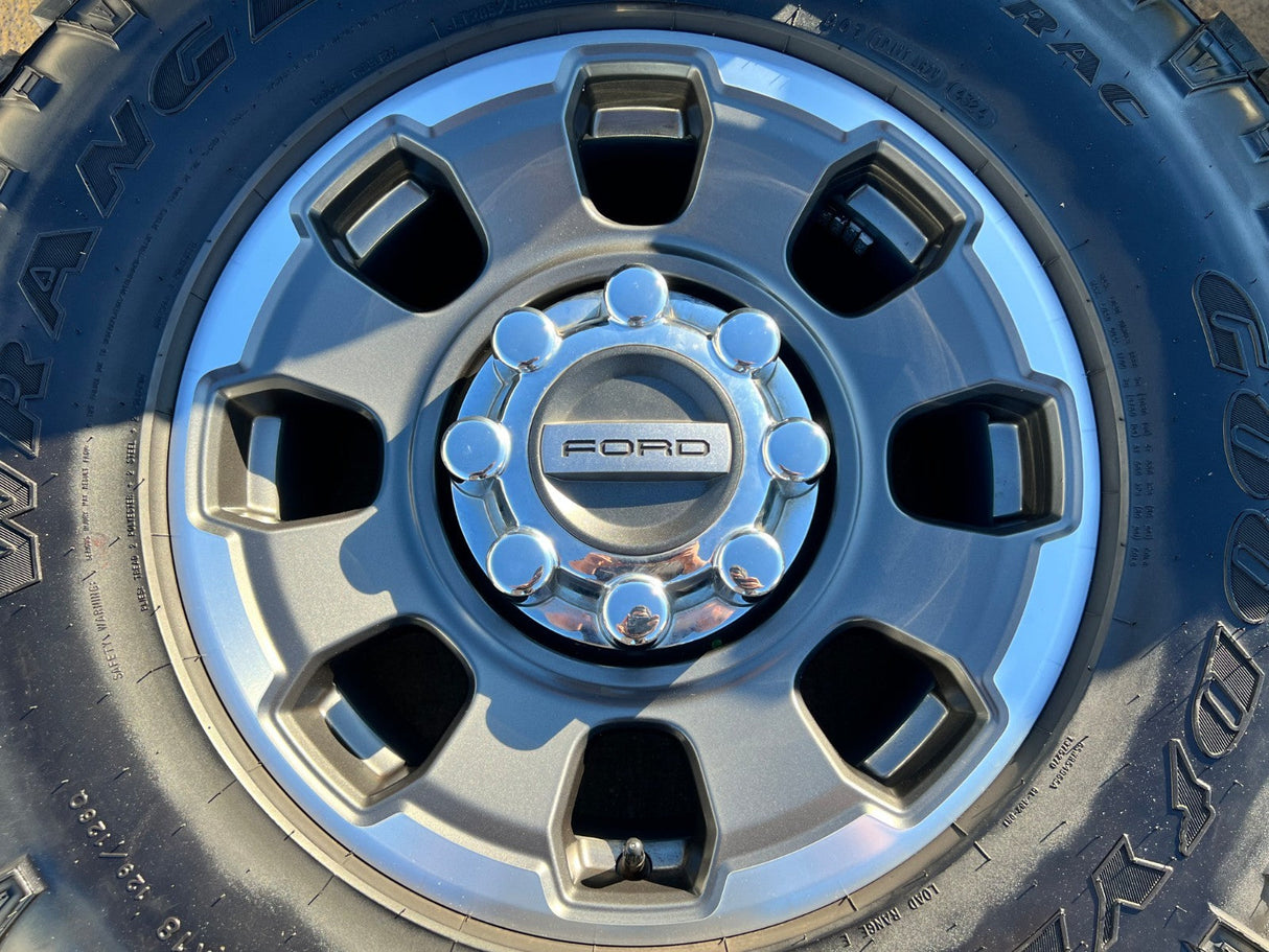 18" Ford F-250 F-350 OEM TREMOR rims wheels 10482 tires 35" DURATRAC R/T Texas Truck Tire
