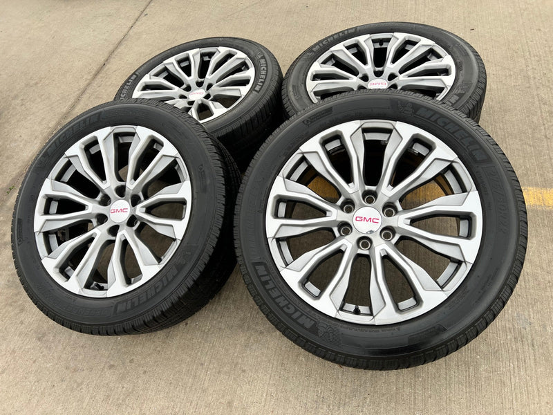 22" GMC Yukon Sierra DENALI OEM wheels rims 14025 97000 tires MICHELIN Texas Truck Tire