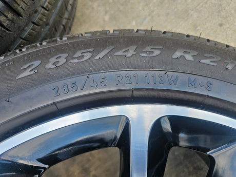 21" Bentley Bentayga OEM wheels rims black Mulliner Continental Flying Spur GT Texas Truck Tire