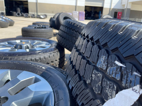 20" GMC Sierra Chevy Silverado 2500 3500 OEM 5960 5947 wheels rims BRIDGESTONE Texas Truck Tire