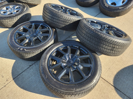22" Chevy Tahoe Silverado RST OEM 14035 wheels rims tires Texas Truck Tire