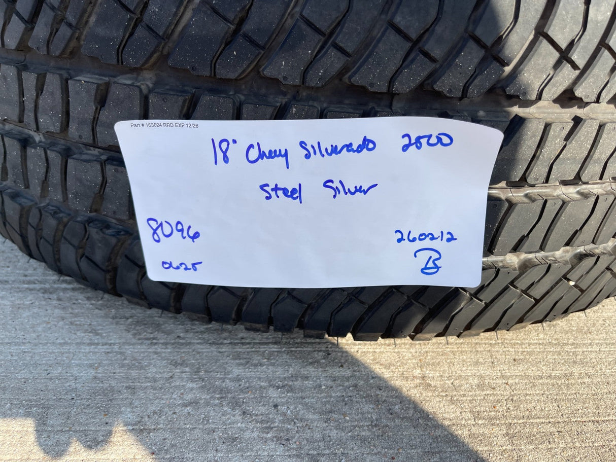 18" Chevy Silverado GMC Sierra 2500 3500 OEM 8096 wheel rim spare MICHELIN NEW Texas Truck Tire