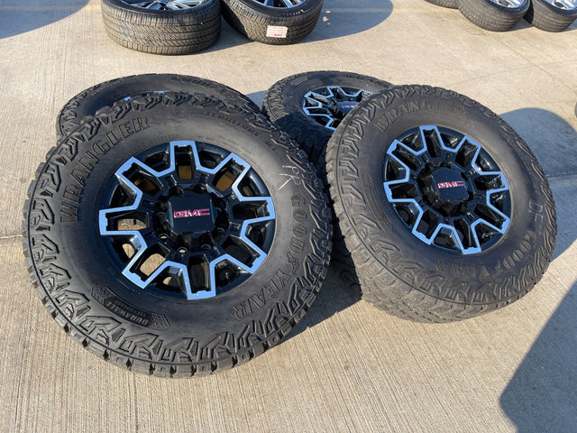 18" GMC Sierra AT4X Chevy Trail Boss 2500 OEM 14136 wheels rims GOODYEAR 35" Texas Truck Tire