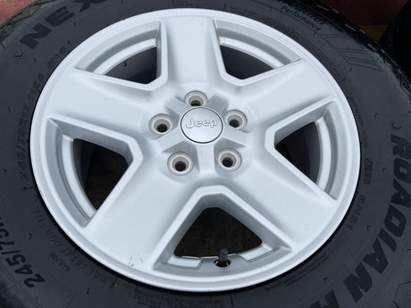 17" Jeep Gladiator OEM wheels rims 9235 Wrangler 2024 2025 2026 NEXEN Texas Truck Tire