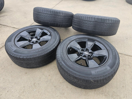 18" Chevy Colorado REDLINE OEM wheels rims 5747 5818 tires 2019 2020 2021 2022 Texas Truck Tire