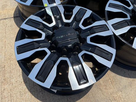 20" Chevy Silverado ULTIMATE 2500 3500 OEM 5958 14138 wheels rims 2024 2025 2026 Texas Truck Tire