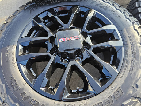20" Chevy Silverado Trail Boss GMC AT4 2500 OEM 94030 wheels rims NEW BFG KO3 Texas Truck Tire