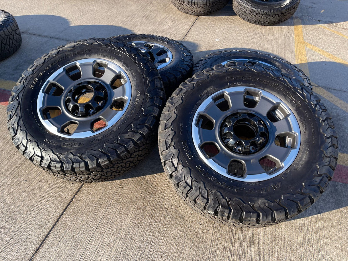 18" Ford F-250 F-350 OEM TREMOR rims wheels 10482 BFG KO2 A/T Texas Truck Tire