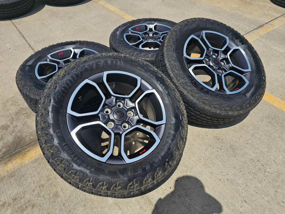 18" Jeep Grand Cherokee TRAILHAWK L OEM wheels rims 9309 Durango tires Texas Truck Tire