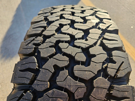 (1) 17" INEOS Grenadier OEM 8775 wheel rim 2023 2024 2025 2026 NEW BFG KO2 A/T Texas Truck Tire