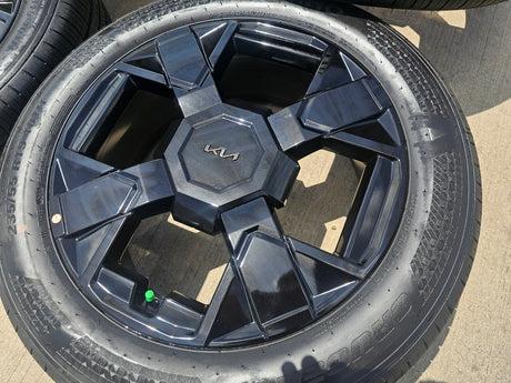 19" Kia Sportage Telluride OEM wheels rims tires Sorento Sedona 2025 2026 NEW Texas Truck Tire