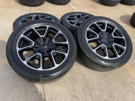 22" Chevy Tahoe Suburban RST OEM 14035 wheels rims Silverado 2025 2026 NEW Texas Truck Tire