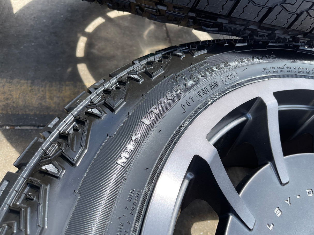 22" 22x10 Chevy Silverado Tahoe Suburban HARLEY DAVIDSON OEM wheels rims NEW 35" Texas Truck Tire