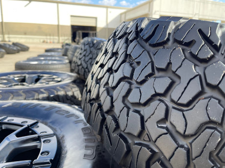 17" Ford F-150 Raptor R OEM BEADLOCK 10460 rims wheels 37" tires BFG Texas Truck Tire
