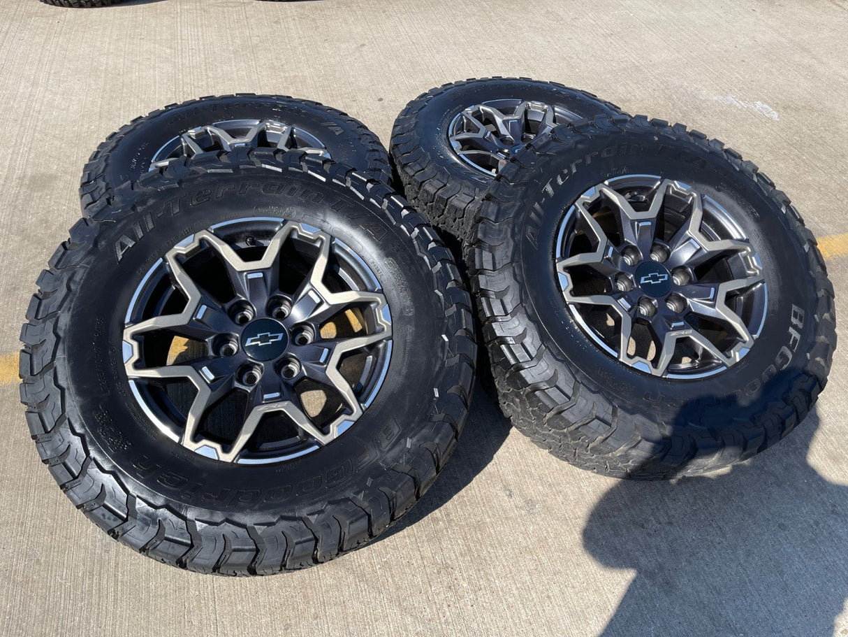 17" Chevy Silverado ZR2 OEM 95751 Beadlock wheels rims Colorado Sierra NEW BFG Texas Truck Tire