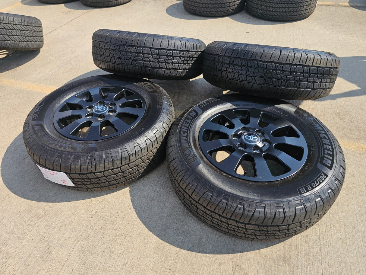 18" Toyota Land Cruiser OEM TRD black wheels rims 95952 Tundra Sequoia Texas Truck Tire