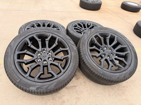 22" Dodge Ram 1500 OEM 95987 LIMITED Laramie wheels rims black 2025 2026 PIRELLI Texas Truck Tire
