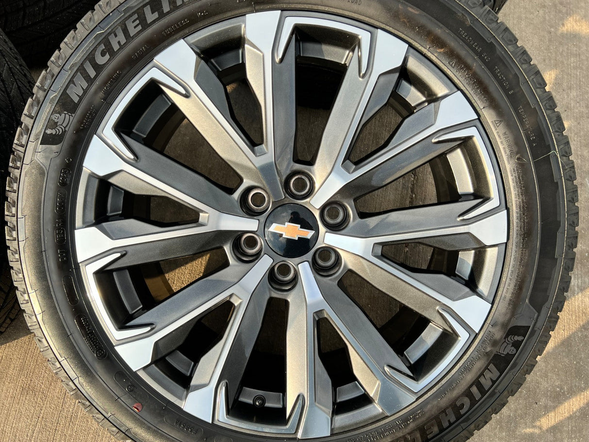 22" Chevy Tahoe Silverado Suburban OEM wheels rims NEW MICHELIN 2025 2026 Texas Truck Tire