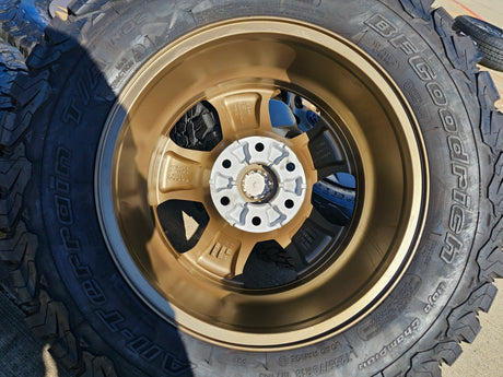 18" Ram 1500 OEM wheels rims Bronze 2669 Jeep Wagoneer 2025 2026 NEW BFG KO2 Texas Truck Tire