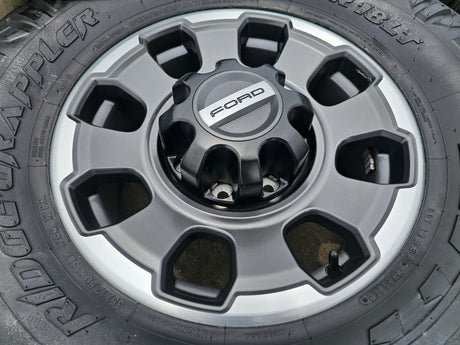 18" Ford F-250 F-350 OEM TREMOR rims wheels 10482 tires NITRO 35" Texas Truck Tire