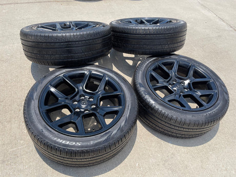 22" Dodge Ram 1500 OEM LIMITED Laramie wheels rims black 2725 2684 PIRELLI Texas Truck Tire
