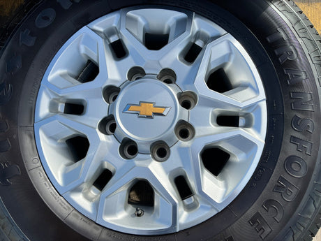18" Chevy Silverado 2500 3500 OEM 5959 wheels rims FIRESTONE H/T2 Texas Truck Tire