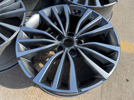 18" Kia Stinger Optima K5 Forte OEM 74773 wheels rims Texas Truck Tire
