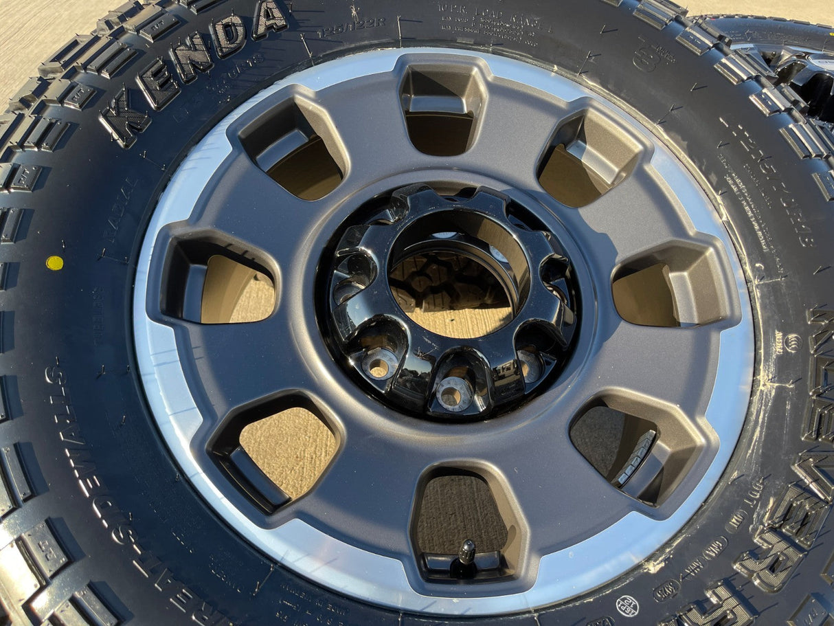 18" Ford F-250 F-350 OEM TREMOR rims wheels 10482 KENDA KLEVER R/T 33" NEW Texas Truck Tire