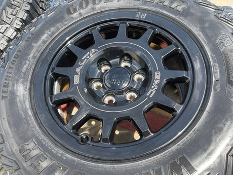 18" AEV SALTA GMC Sierra AT4X Chevy Silverado OEM rims wheels 2024 2025 NEW Texas Truck Tire