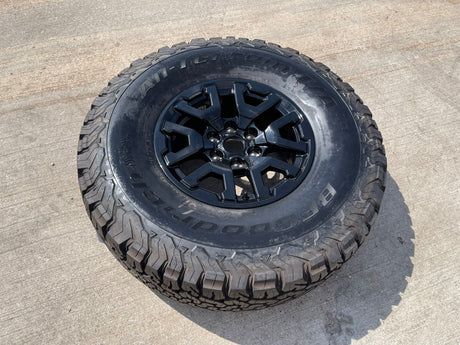 17" Ford F-150 Raptor Bronco OEM 10461 rim wheel spare 2024 2025 2026 BFG NEW Texas Truck Tire