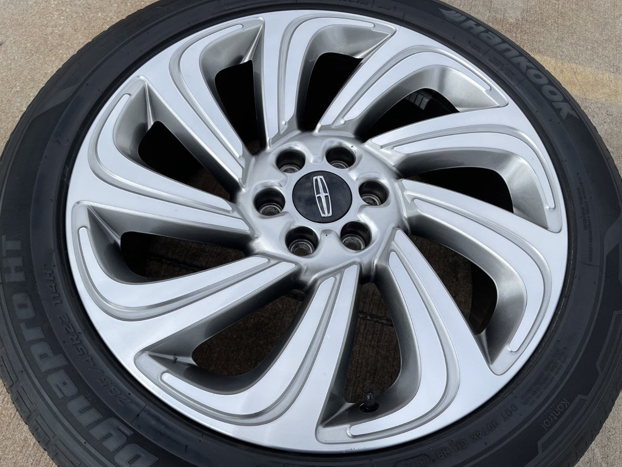(1) 22" Lincoln Navigator BLACK LABEL OEM 10497 rim wheel 2022 2023 2024 HANKOOK Texas Truck Tire