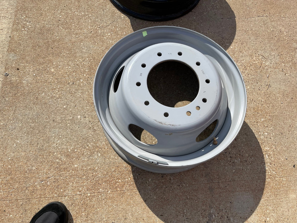 19.5" Ford F-450 Dually F-550 rim RAM 4500 OEM 10x225 spare NEW 2024 2025 2026 Texas Truck Tire