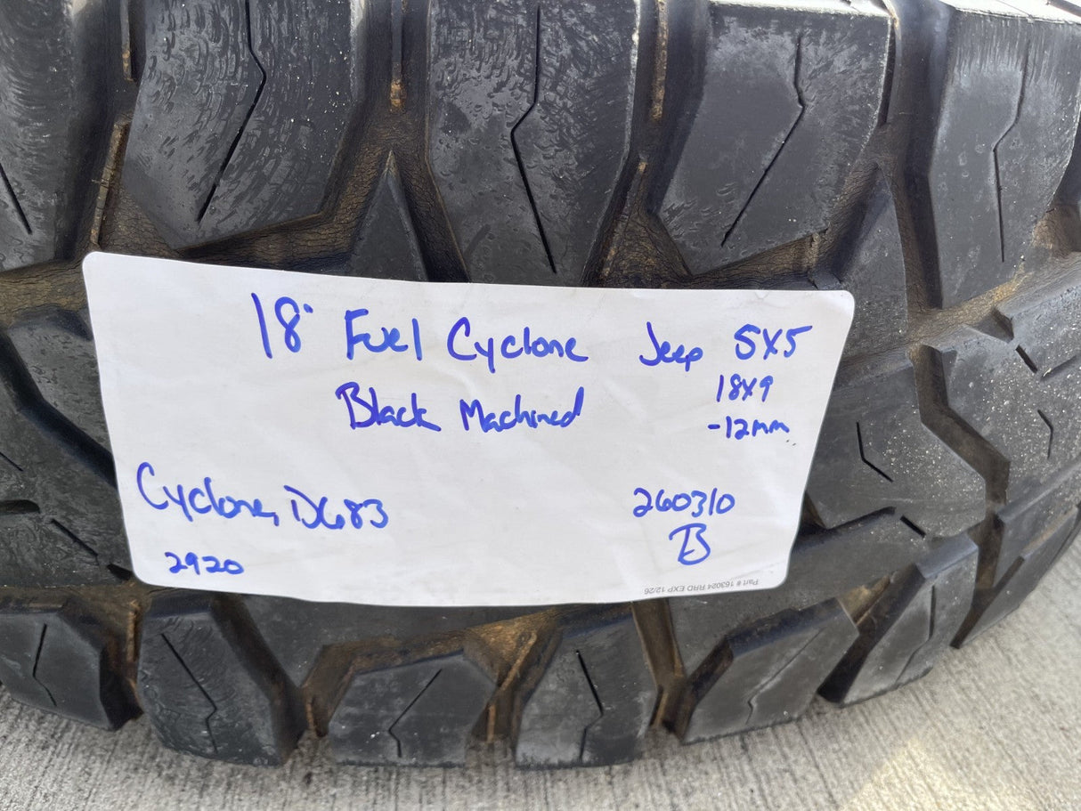 18" 18x10 Fuel CYCLONE D683 Jeep Wrangler wheels rims 5x5 5x127 TOYO R/T 37" Texas Truck Tire