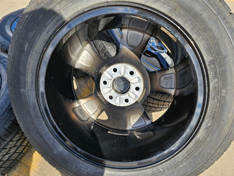 20" Chevy Silverado 1500 Tahoe Suburban OEM wheels rims 5652 5754 tires GMC Texas Truck Tire