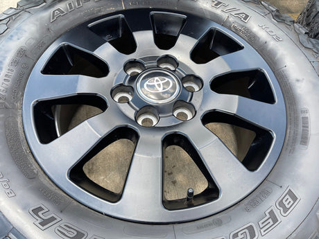 18" Toyota Land Cruiser OEM wheels rims 95952 Tundra Sequoia BFG KO2 A/T Texas Truck Tire