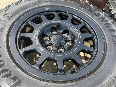 18" AEV SALTA GMC Sierra AT4X Chevy Silverado OEM rims wheels 2024 2025 NEW Texas Truck Tire