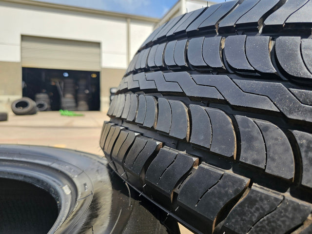 (1) 275/60/20 Vantage SUV tire 115H Texas Truck Tire