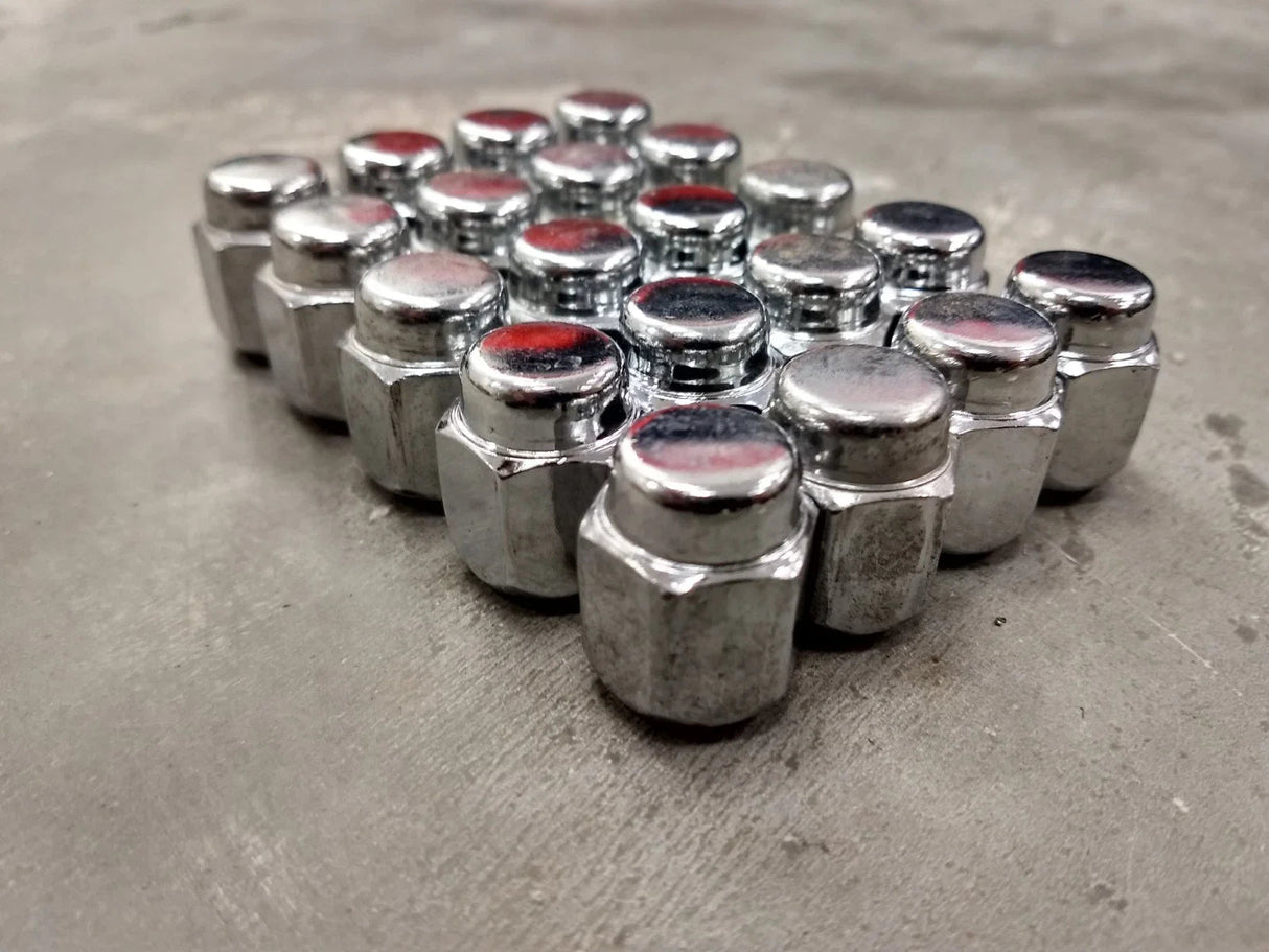 (20) OEM Toyota Tundra lug nuts polished 14x1.5 steel LX570 Sequoia Land Cruiser Texas Truck Tire