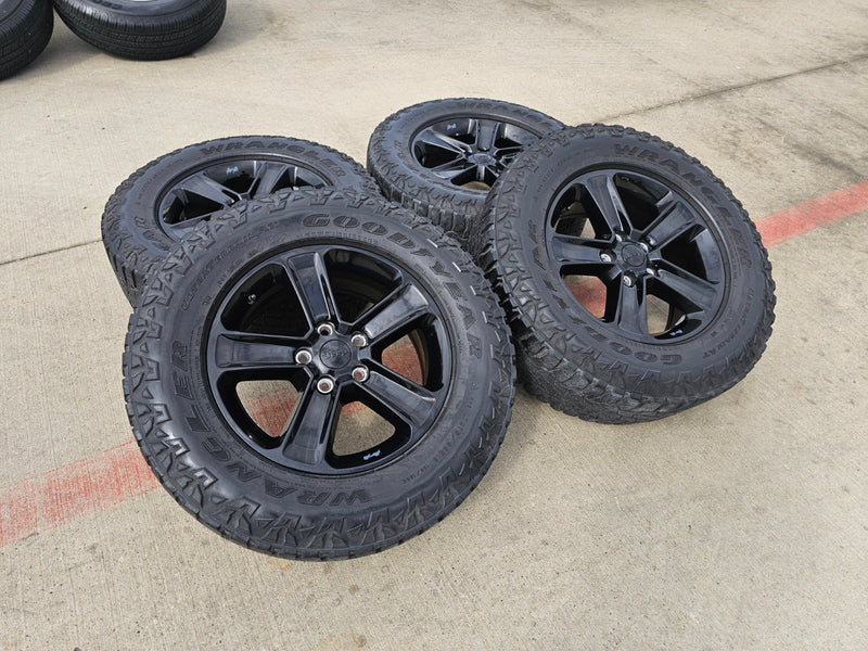 18" Jeep Wrangler Sahara OEM 9221 9255 wheels rims 2020 2021 2022 2023 2024 2025 Texas Truck Tire