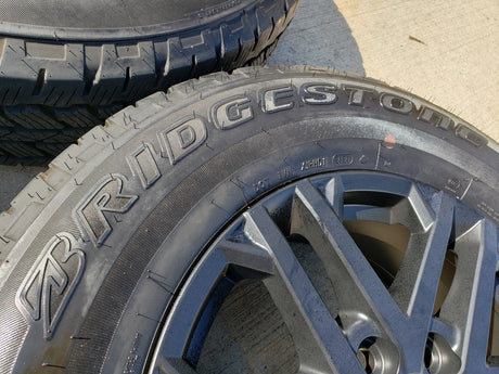 18" Toyota Tundra TRD OEM wheels rims 75281 black Sequoia LX600 2025 2026 NEW Texas Truck Tire