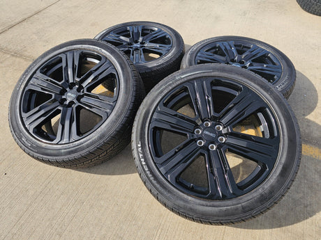 22" GMC Acadia OEM wheels rims Blazer Traverse Buick Enclave XT6 2025 2026 NEW Texas Truck Tire